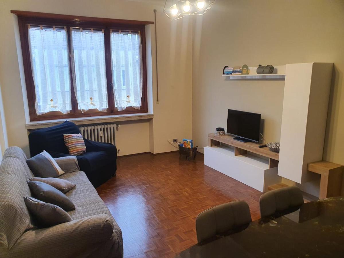 La Casa Dei Nonni - Ampio Trilocale Zona Lingotto Apartman Torino Kültér fotó